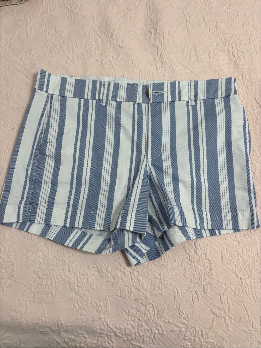 Old Navy Everyday Short